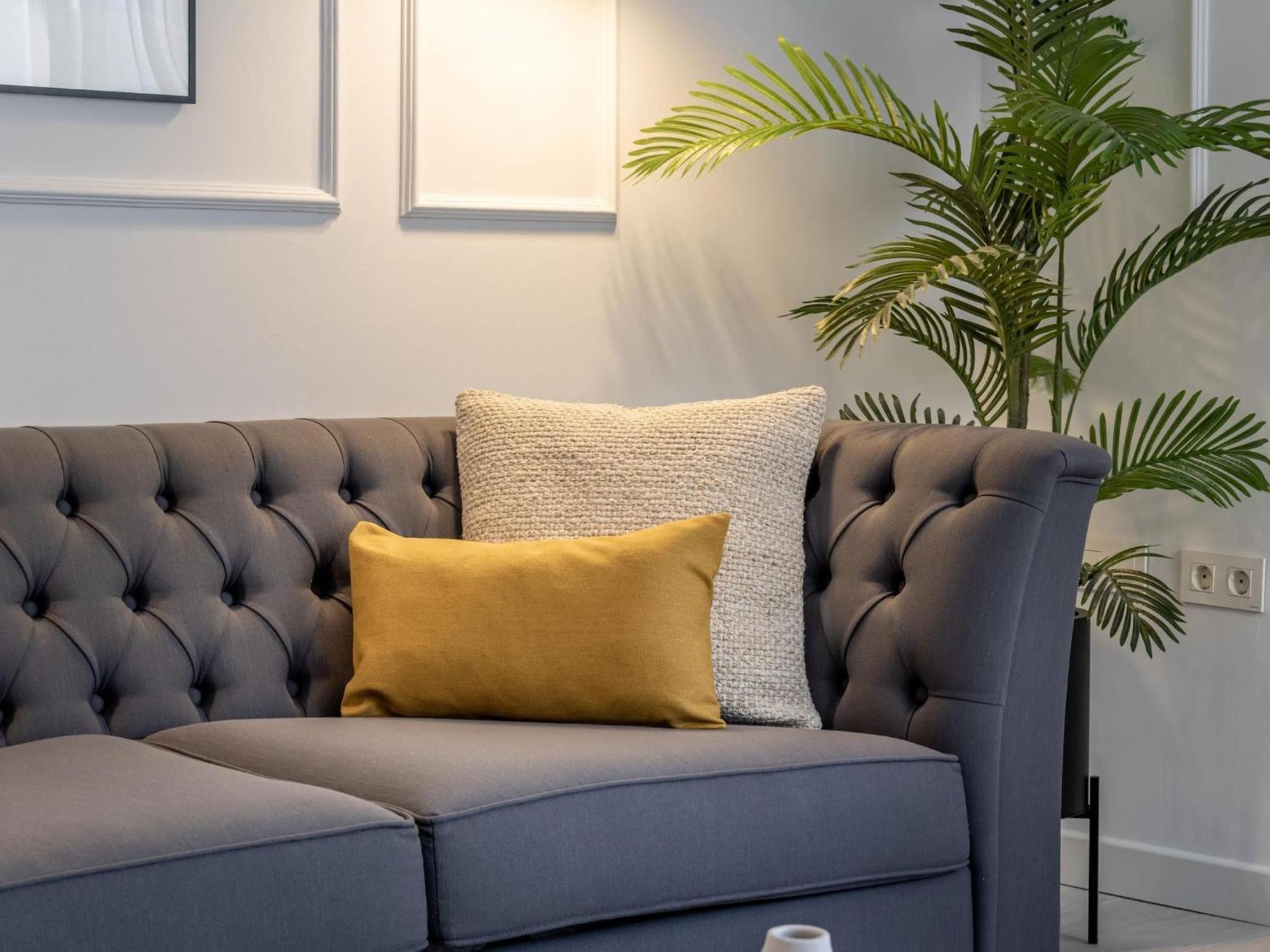Central Stylish And Elegant 1 & 2 Bedroom Apartments III Granada Eksteriør billede