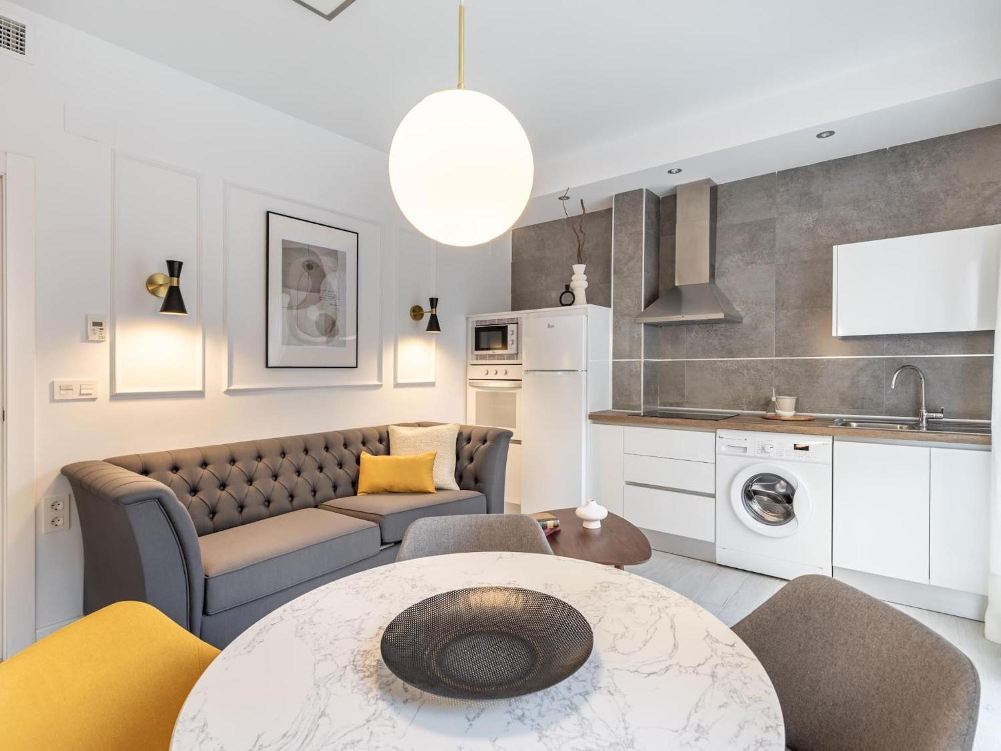 Central Stylish And Elegant 1 & 2 Bedroom Apartments III Granada Eksteriør billede