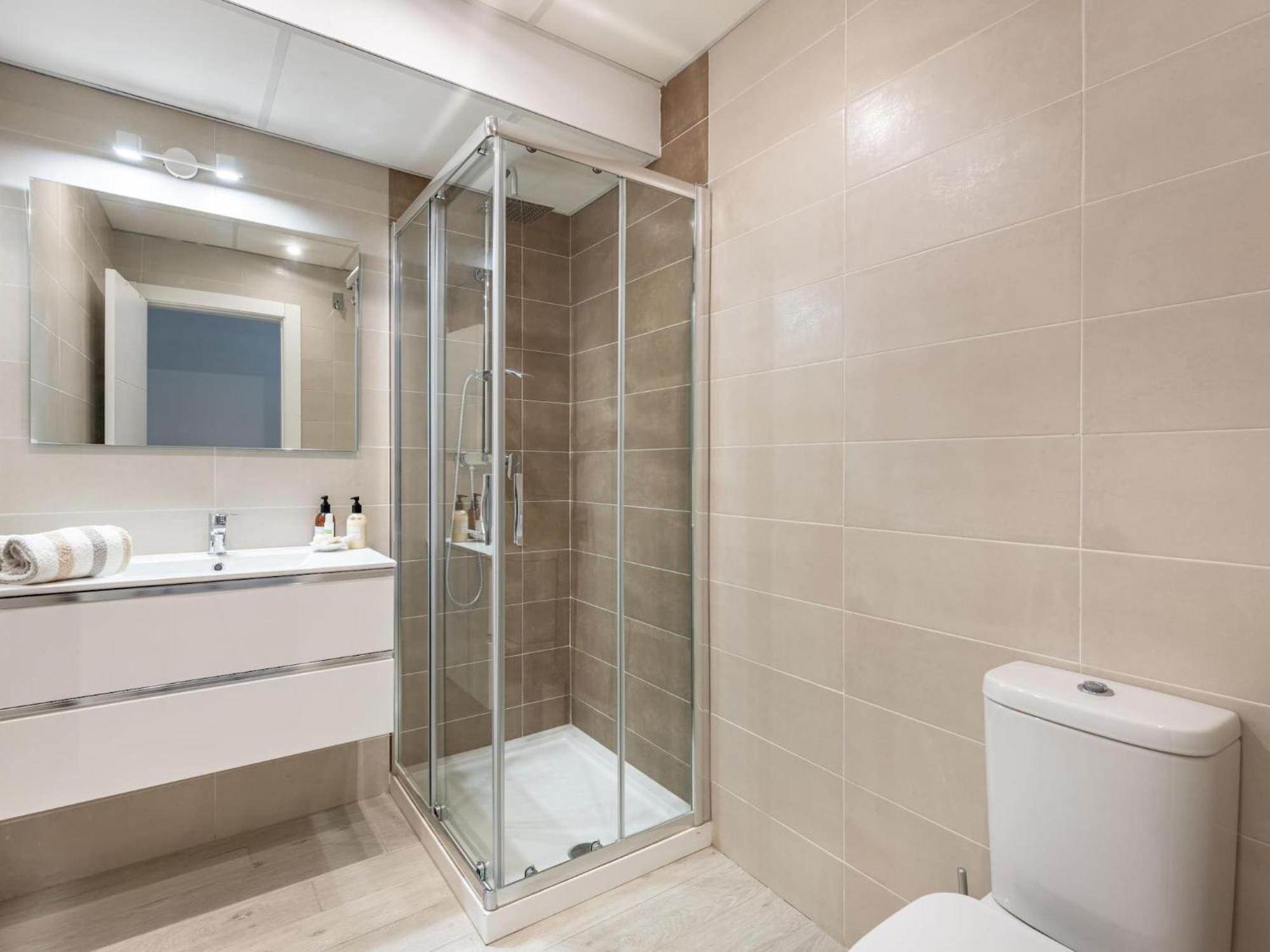 Central Stylish And Elegant 1 & 2 Bedroom Apartments III Granada Eksteriør billede